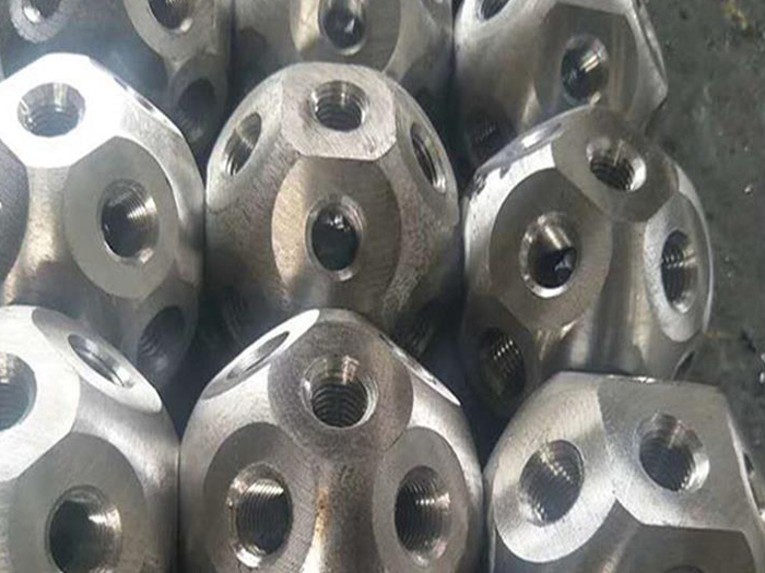 威海螺栓球网架杆件制作